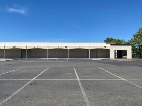 35201-35233 Newark Blvd, Newark, CA à louer Photo de l’immeuble– Image 1 sur 10