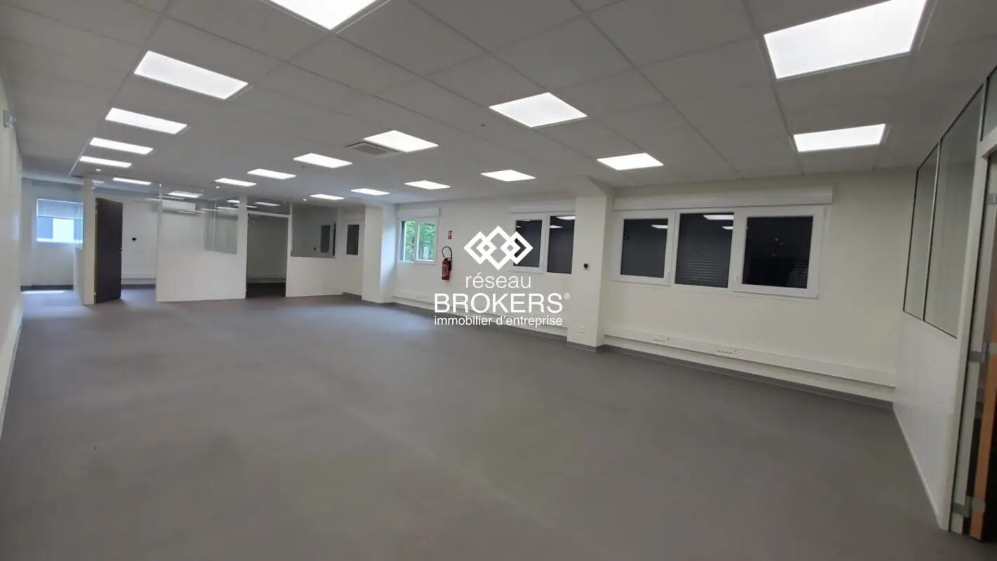 Bureau dans Archamps à vendre Photo intérieure– Image 1 sur 16