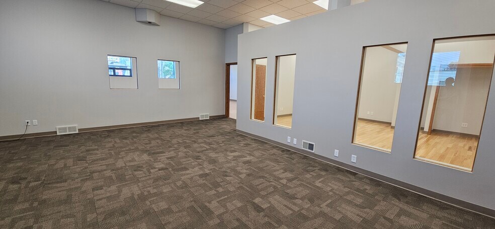 705 S Barstow St, Eau Claire, WI à vendre - Photo intérieure – Image 2 sur 16
