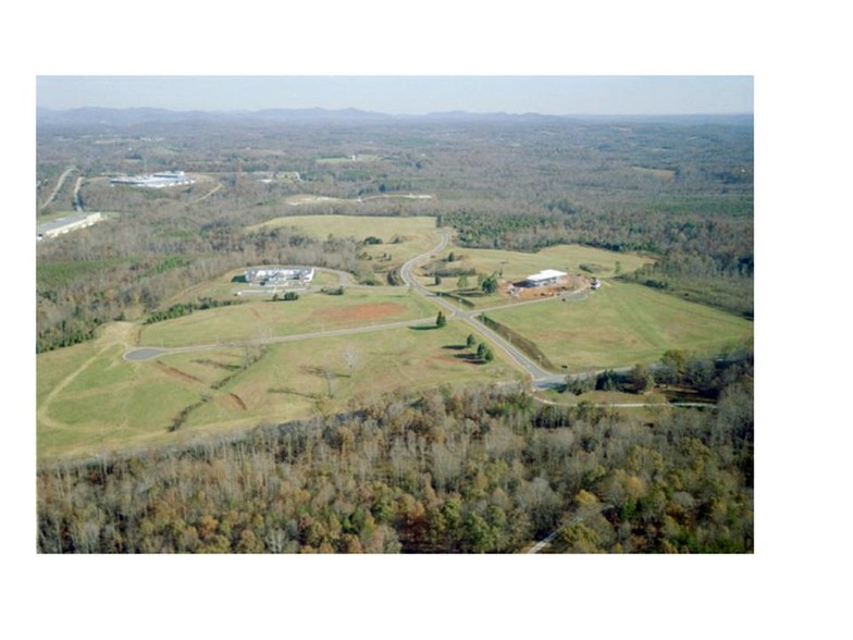 Brockman Park Drive, West & East Commerce St, Amherst, VA à vendre - Photo de l’immeuble – Image 1 sur 7