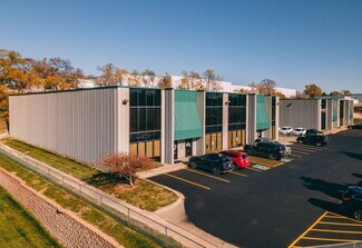 Plus de détails pour 5810-5852 F St, Omaha, NE - Industriel/Logistique à louer