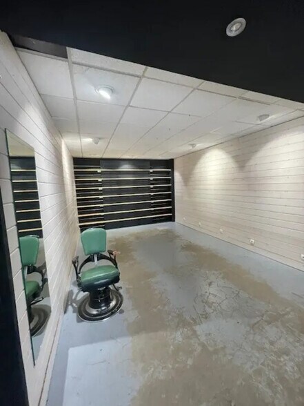 Local commercial dans Tarbes à louer - Photo intérieure – Image 3 sur 12