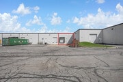 8-web-or-mls-750-cross-pointe-rd-v_Dock outline