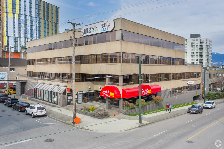 1401 W 8th Ave, Vancouver, BC à louer - Photo principale – Image 1 sur 13