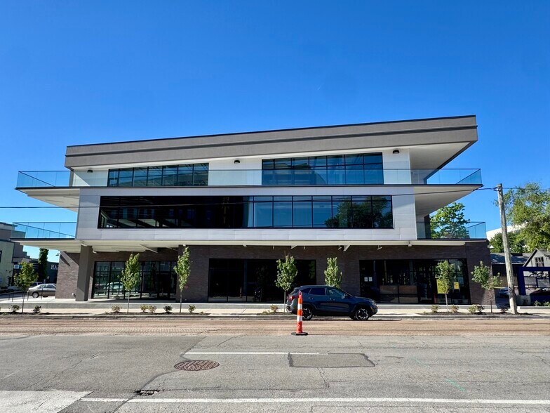 814 E Main St, Louisville, KY à louer - Photo de l’immeuble – Image 3 sur 24