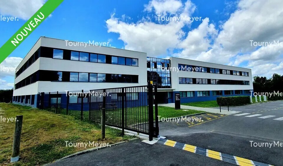 Bureau dans Bruz à louer - Photo de l’immeuble – Image 1 sur 9