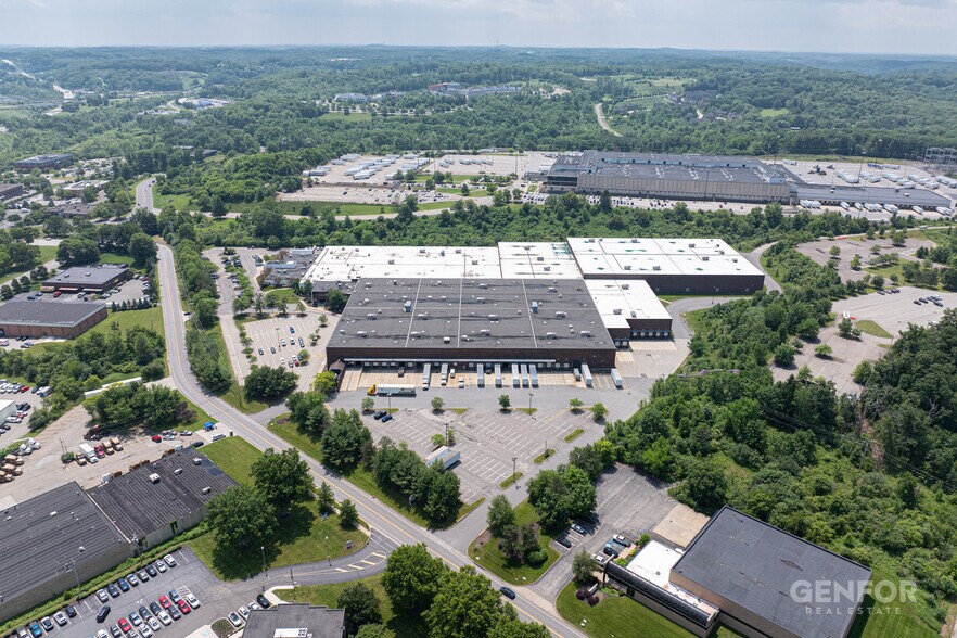 150 Thorn Hill Rd, Warrendale, PA à louer - Photo de l’immeuble – Image 1 sur 10