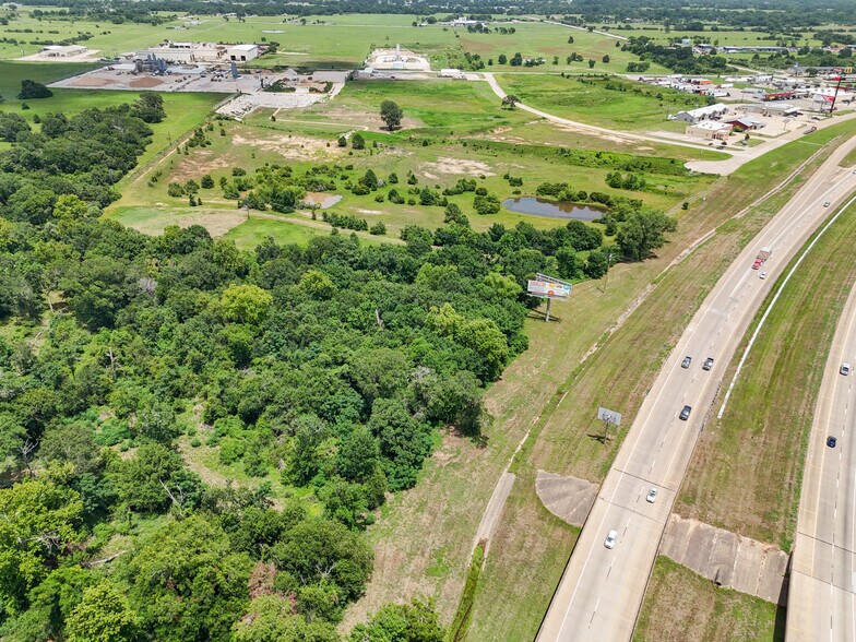0 290 Bypass, Hempstead, TX à vendre - Photo de l’immeuble – Image 3 sur 24