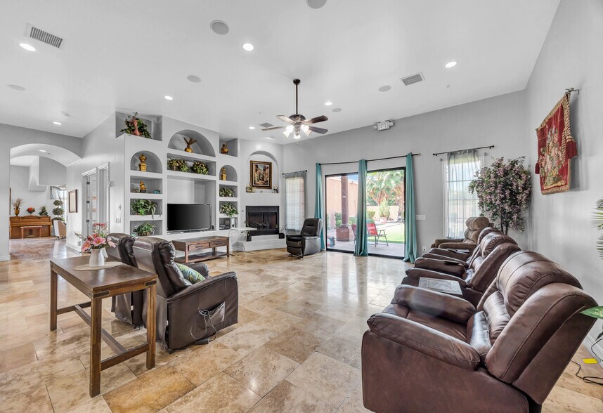 10000 N Assisted Living Road, Scottsdale, AZ à vendre - Photo de l’immeuble – Image 3 sur 4