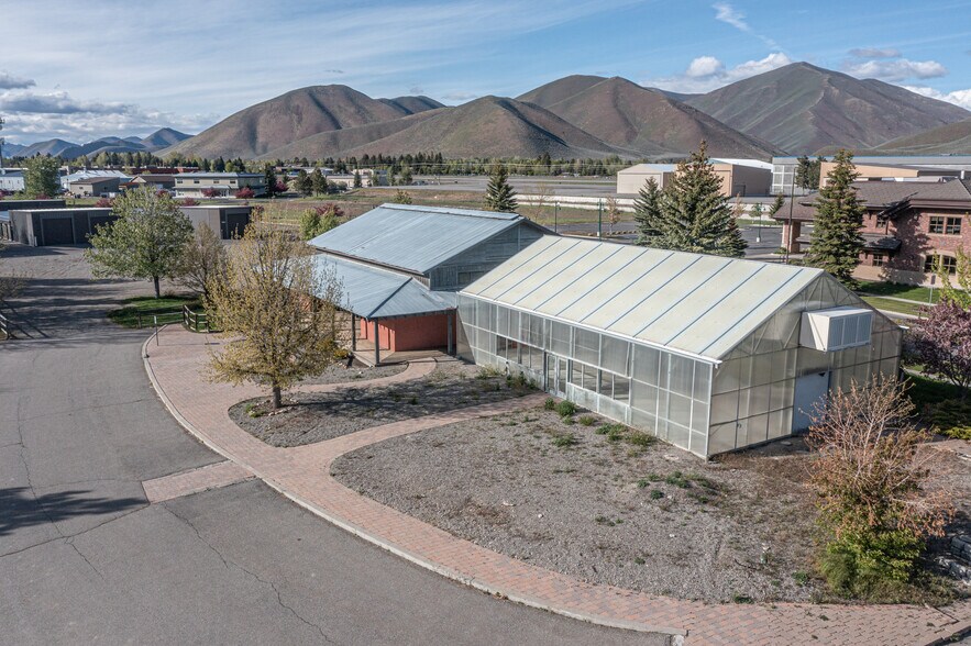 1451 Aviation Dr, Hailey, ID à vendre - Photo de l’immeuble – Image 2 sur 13