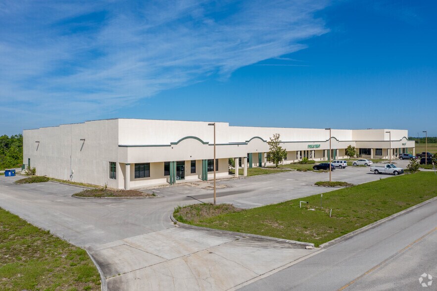 1750 Longleaf Blvd, Lake Wales, FL à vendre - Photo de l’immeuble – Image 3 sur 8