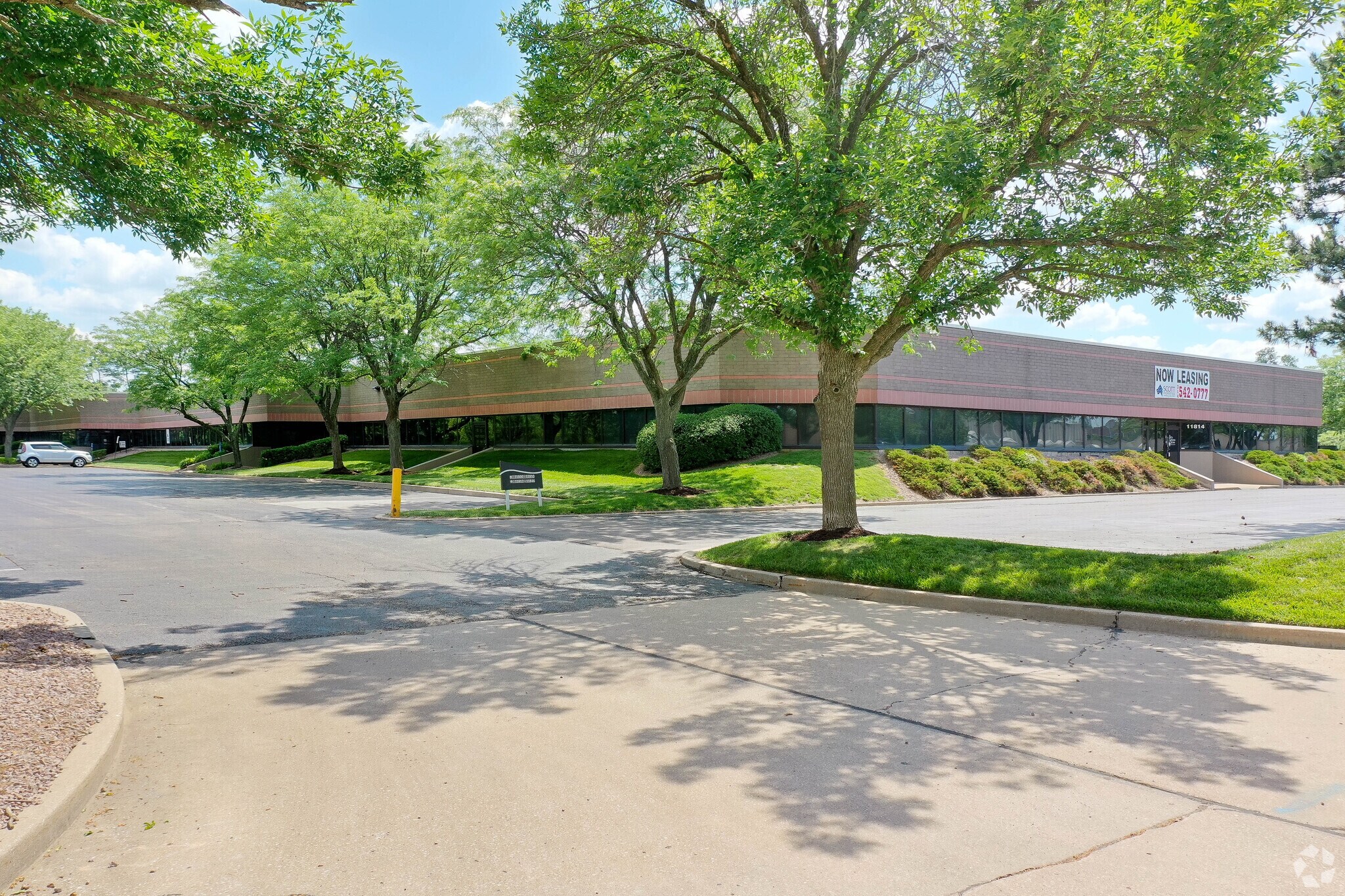11800-11846 Borman Dr, Saint Louis, MO à louer Photo principale– Image 1 sur 6