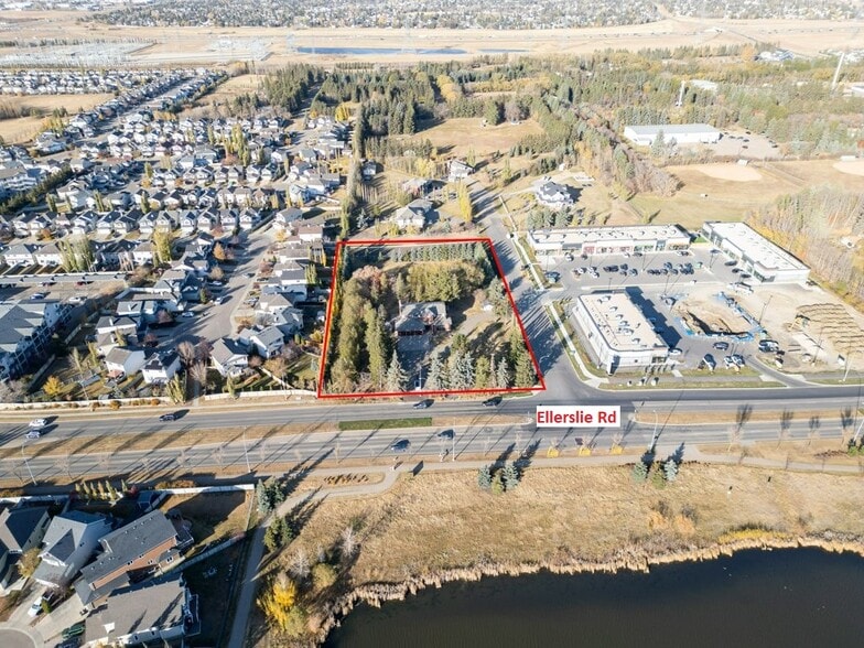 7550 Ellerslie Rd SW, Edmonton, AB à vendre - Aérien – Image 2 sur 6