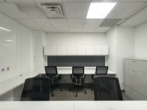 784 Broadway, New York, NY à louer Photo intérieure– Image 2 sur 7