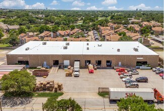 Plus de détails pour 3500-3550 Garden Brook Dr, Farmers Branch, TX - Industriel/Logistique à louer