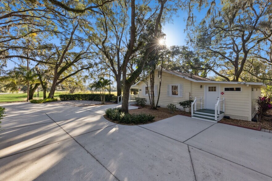 1106 Brick Rd, Winter Garden, FL à louer - Photo de l’immeuble – Image 3 sur 20