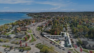 Plus de détails pour 525 W Mitchell St, Petoskey, MI - Bureau à vendre