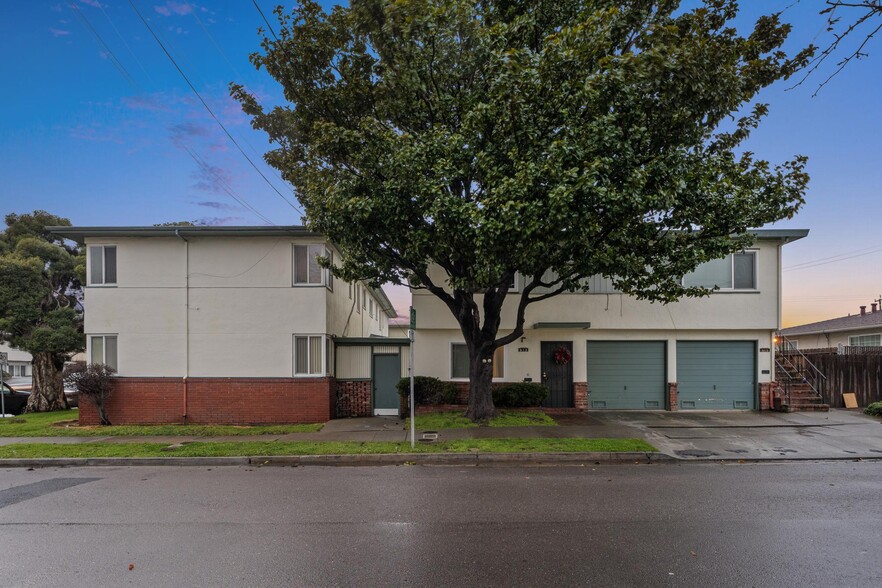 3321 Barrett Ave, Richmond, CA à vendre - Photo principale – Image 2 sur 27