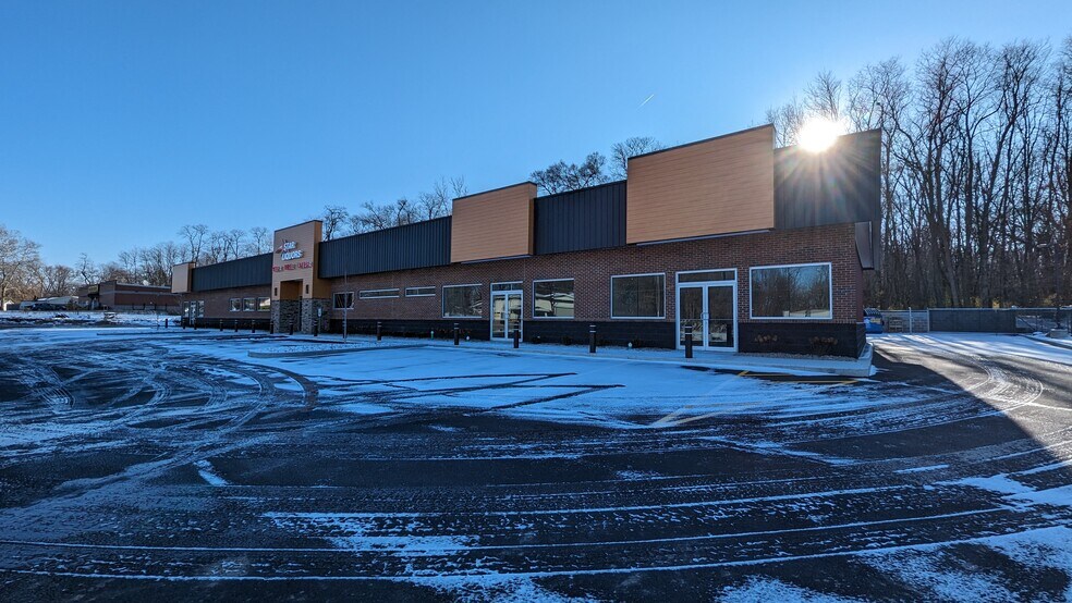 2240 Prairie Ave, South Bend, IN à louer - Photo de l’immeuble – Image 2 sur 15