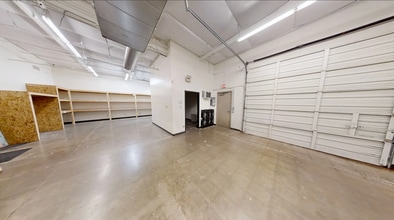 2440 W Mission Ln, Phoenix, AZ à louer Photo intérieure– Image 2 sur 3