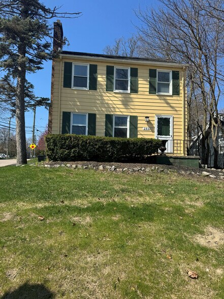 280 S Center St, Northville, MI à vendre - Photo de l’immeuble – Image 2 sur 2