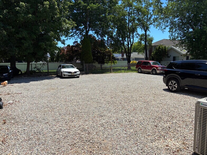 481 Jewett Ave, Staten Island, NY à louer - Photo de l’immeuble – Image 3 sur 22