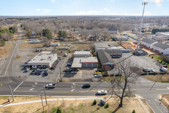 1041 N Main St, Mooresville, NC - VUE AÉRIENNE  vue de carte - Image1