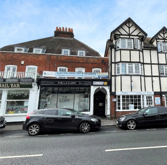 6 High St, Slough à louer - Photo principale – Image 1 sur 4