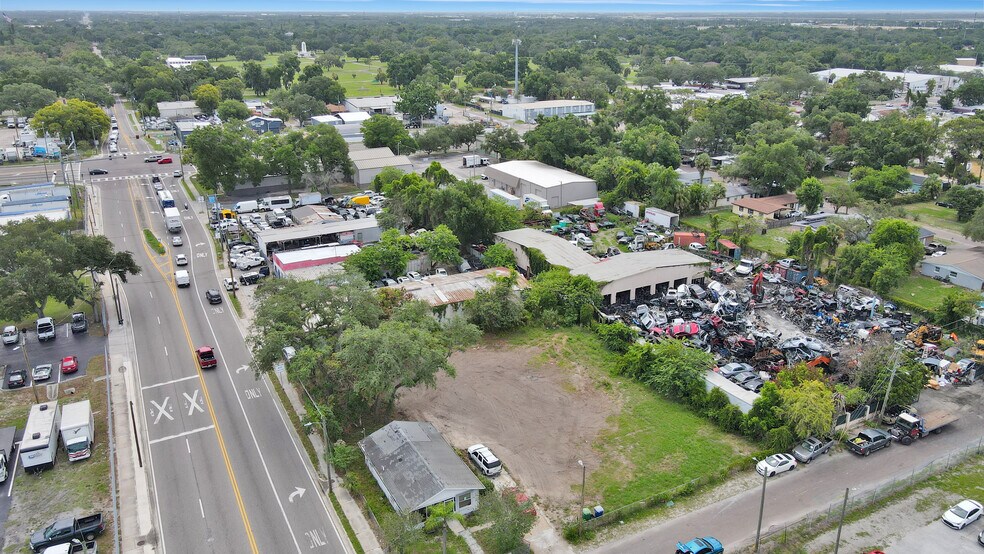3909 N 38th St, Tampa, FL à louer - Photo de l’immeuble – Image 3 sur 21