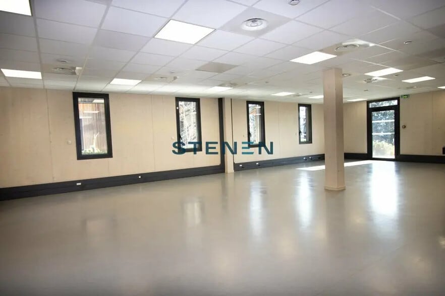 Bureau dans Aix-en-Provence à louer - Photo intérieure – Image 2 sur 10