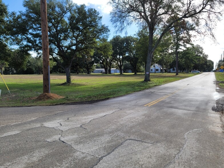 21100 Rosehill Church rd. @ Burkhardt, Tomball, TX à vendre - Autre – Image 3 sur 6