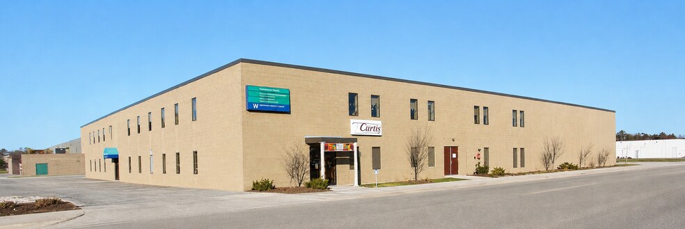 239 Commercial St, Malden, MA à louer - Photo de l’immeuble – Image 2 sur 10