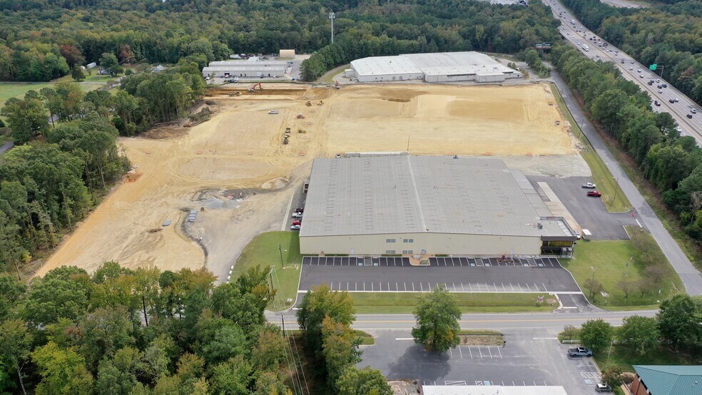 2001 Bellwood Rd, Richmond, VA à louer - Photo de l’immeuble – Image 2 sur 8