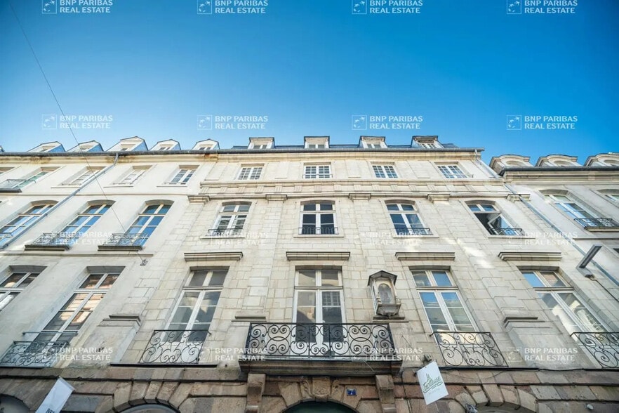 Bureau dans Rennes à louer - Photo de l’immeuble – Image 1 sur 7