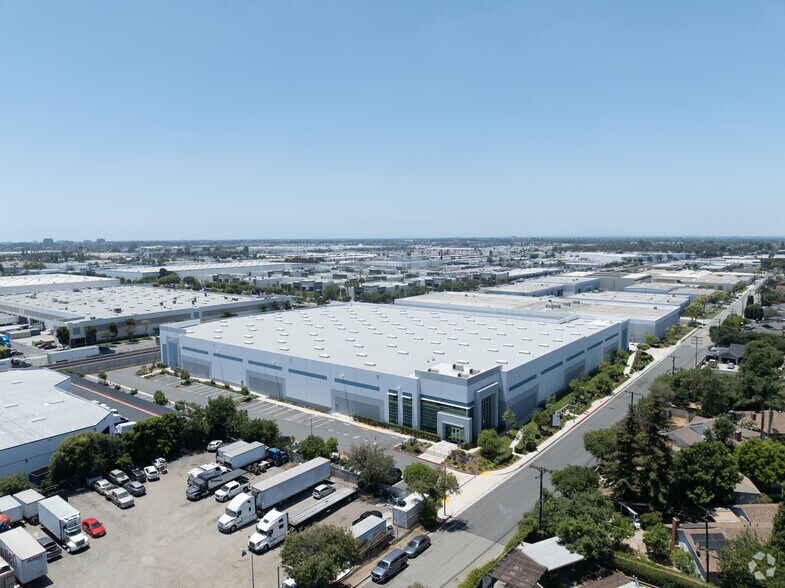 1500 E Walnut Ave, Fullerton, CA à louer – Image 3 sur 14