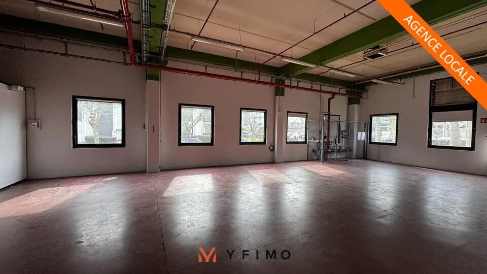 Local d’activités dans Cergy à louer - Photo intérieure – Image 2 sur 7