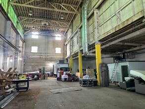 2111 Center St, Cleveland, OH à louer Photo intérieure– Image 1 sur 9