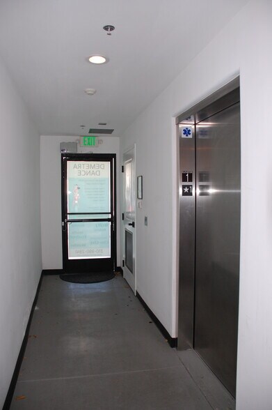 25024 Narbonne Ave, Lomita, CA à vendre - Photo de l’immeuble – Image 3 sur 7