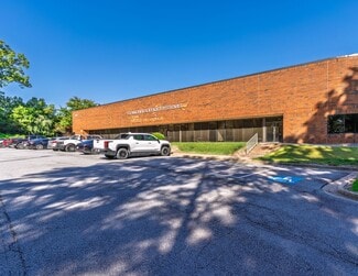 Plus de détails pour 2475 Meadowbrook Pky, Duluth, GA - Industriel/Logistique à vendre