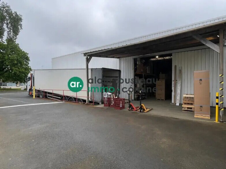 Local d'activités dans Beaucouzé à vendre - Photo de l’immeuble – Image 2 sur 8
