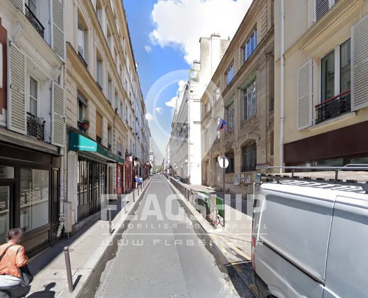 Local commercial dans Paris à louer - Photo de l’immeuble – Image 2 sur 3