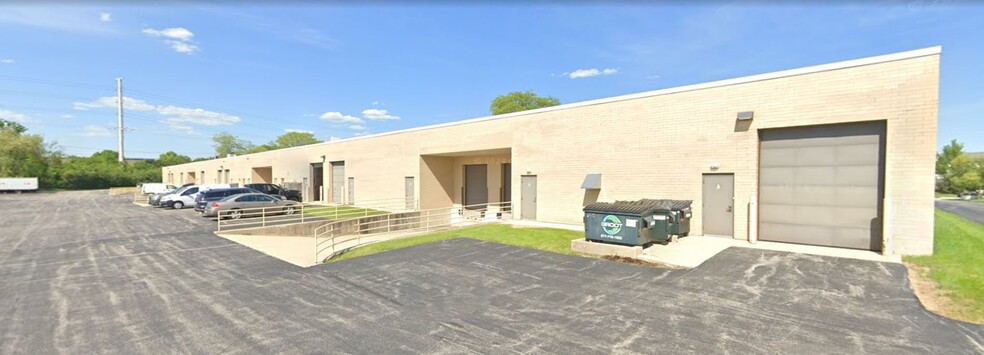 1600 Shore Rd, Naperville, IL à louer - Photo de l’immeuble – Image 3 sur 4