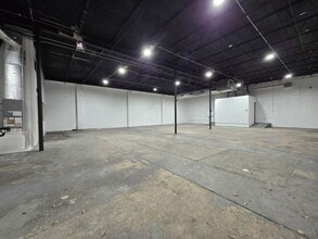 52 SW 5th Ct, Pompano Beach, FL à louer Photo intérieure– Image 1 sur 7