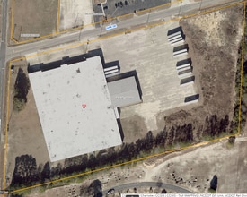 100 Ivan Dr, Fayetteville, NC à louer Aérien– Image 1 sur 17