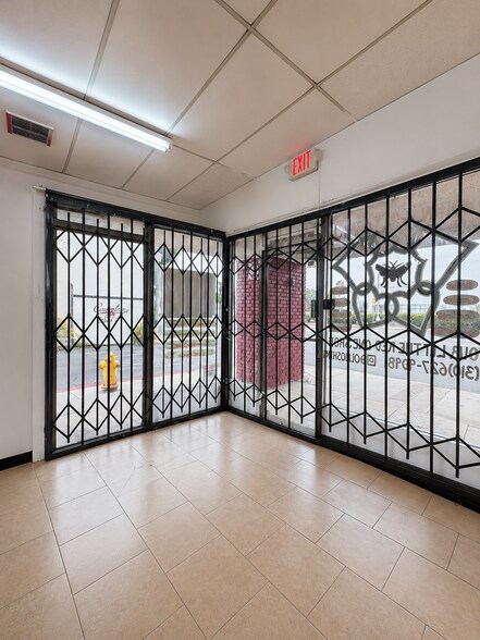 1331 E Compton Blvd, Compton, CA à louer - Photo de l’immeuble – Image 3 sur 21