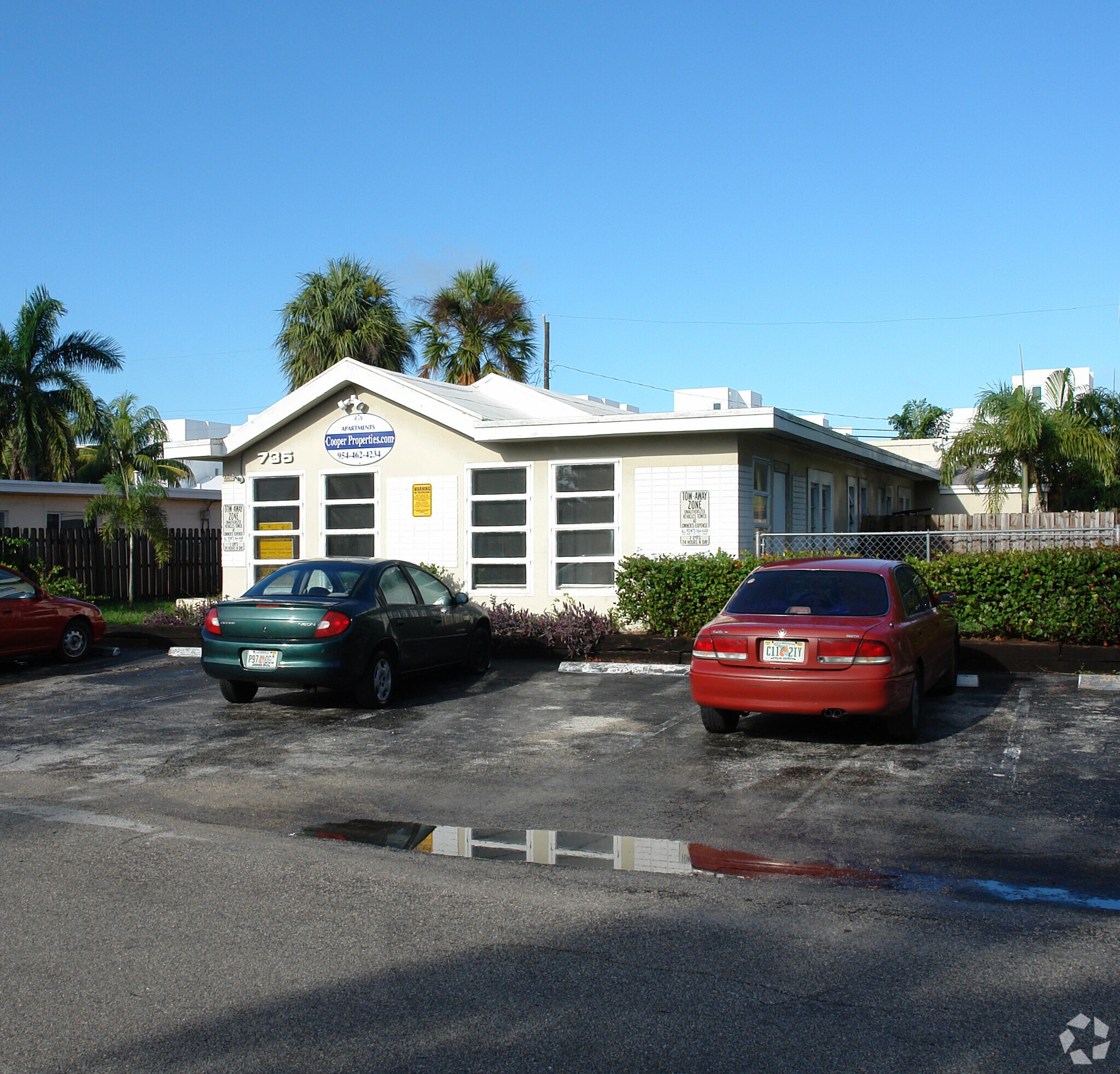 735 NE 5th Ave, Fort Lauderdale, FL à vendre Photo principale– Image 1 sur 3