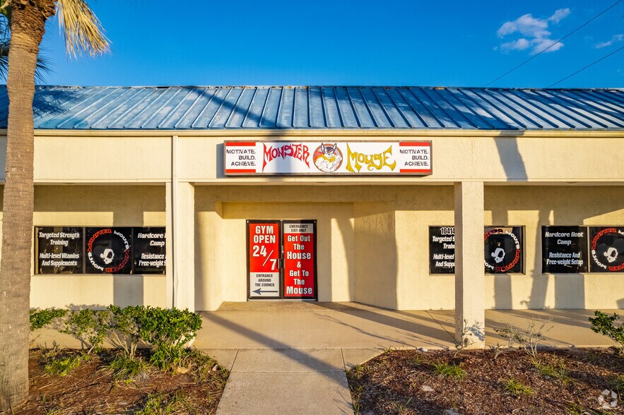 10414-10440 US Highway 19 N, Port Richey, FL à louer - Photo de l’immeuble – Image 3 sur 7