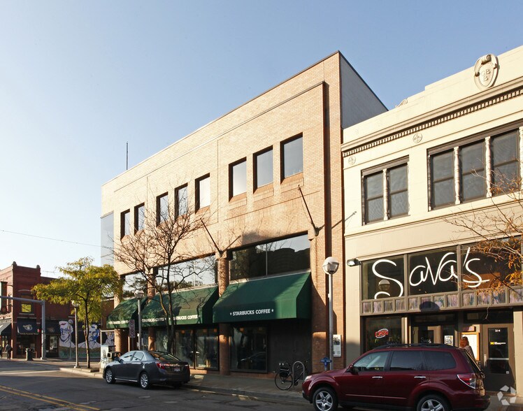 625 E Liberty St, Ann Arbor, MI à louer - Photo de l’immeuble – Image 3 sur 17