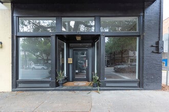 347 Martin Luther King Jr Blvd, Savannah, GA à louer Photo de l’immeuble– Image 1 sur 10