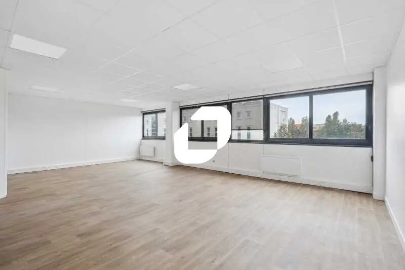 Bureau dans Antony à louer - Photo de l’immeuble – Image 3 sur 17